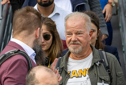 Copyright: Klaus Peters (GSI)