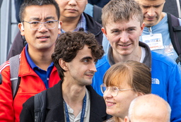 Copyright: Klaus Peters (GSI)