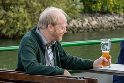 Copyright: Klaus Peters (GSI)