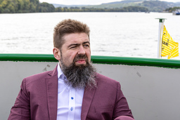 Copyright: Klaus Peters (GSI)